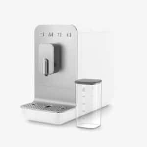 Machine à café entièrement automatique avec système de lait intégré